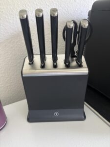 Tefal EverSharp Pro 5-teiliges Messer-Set mit selbstschärfendem Messerblock