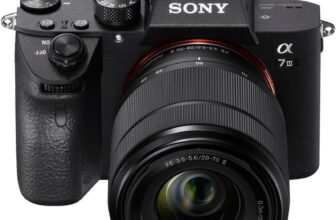 Sony Alpha 7 III Vollformat Systemkamera mit 28–70 mm II, 24,2 MP