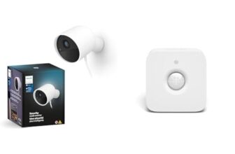 Philips Hue Secure kabelgebundene Smart Home Überwachungskamera mit Standfuß, Full HD Video, Smart Home Security und Lichtsteuerung per App, weiß + Hue Bewegungsmelder Indoor, Tageslichtsensor, weiß