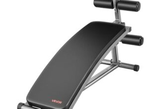 VEVOR Sit Up Bank, gebogene Bauchmuskelbank 6-stufig Höhenverstellbar (132 x 42 x 85 cm) Rückentrainer (272 kg belastbar) für Heimtraining im Fitnessstudio Krafttraining Ganzkörpermuskeltraining