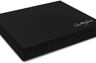 Quality Den Balance Pad, Rutschfester Weichschaum, Balancekissen für Stabilität und Koordination – Hilft, die Tiefenmuskulatur zu Stärken – Inklusive e-Übungshandbuch (40x34x5 cm, Schwarz)