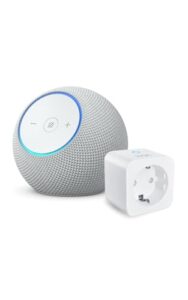 Amazon Echo Dot Max (neueste Generation) | Weiß + WiZ Smart Plug, Funktionert mit Alexa – Smart Home-Einsteigerpaket