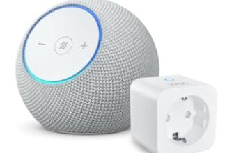 Amazon Echo Dot Max (neueste Generation) | Weiß + WiZ Smart Plug, Funktionert mit Alexa – Smart Home-Einsteigerpaket