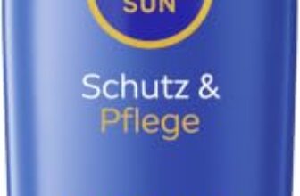 NIVEA SUN Schutz & Pflege Sonnenlotion LSF 50+, wasserfester Sonnenschutz mit Vitamin C & Hyaluron, schnell einziehende Sonnencreme für 48h Feuchtigkeit ohne weiße Rückstände (200 ml)