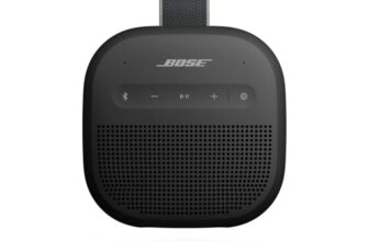 Bose SoundLink Micro Tragbarer Lautsprecher (2. Gen.), kabelloser Außen-Lautsprecher mit bis zu 12 Stunden Akkulaufzeit, wasserdicht und staubdicht, Schwarz