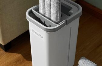 JOYMOOP Wischmopp und Eimer mit Auswringer-Set, freihändiger Flacher Bodenwischer und Eimer, mit 3 waschbaren Mikrofaser-Pads, Nass- und Trockengebrauch, Bodenreinigungssystem