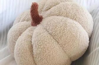 Kürbis Kissen, 3D Plüsch Kürbis Halloween Kissen, Herbst Kürbis Deko mit Füllung, Pumpkin Pillow, Dekokissen Kopfkissen Kissen, 20 cm