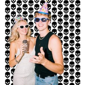 Vsosfiza 2X Gothic-Dekovorhang (1x2m) – Schwarze Totenkopf-Girlanden für Halloween, Hochzeit & Gothic-Partys