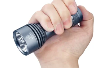 Lumintop FW21 Pro 10000LM 325m Hochleistungs-LED-Taschenlampe EDC 21700 Batterie Ultraleicht Mini-Torche IP68 Wasserdich