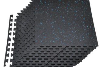 VEVOR 24 x Puzzlematte Bodenschutzmatte 610 x 610 x 10 mm, Hochdichte EVA-Schaumstoffmatte, Ineinandergreifende Fitnessmatte Gymnastikmatte Sportmatte, Trainingsmatte (Schwarz) mit Blauen Punkten
